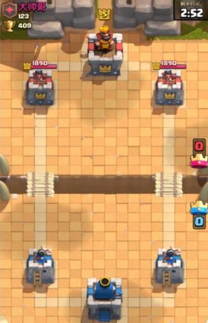 皇室战争可疑草丛怎么玩